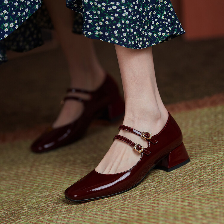 Fashion Mary Jane Shoes with Beaded Strap and Buckle