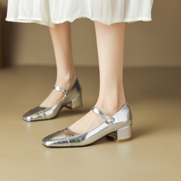 Women's Mary Jane Flat Shoes with Square Toe and Ankle Strap - Image 2